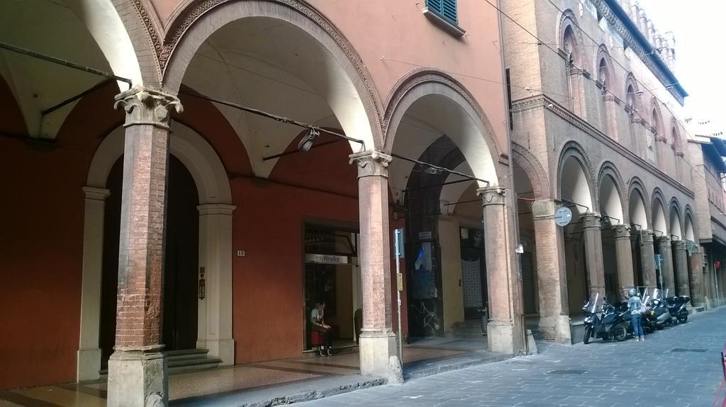 The Frog'S Hideaway Apartment Bologna Luaran gambar